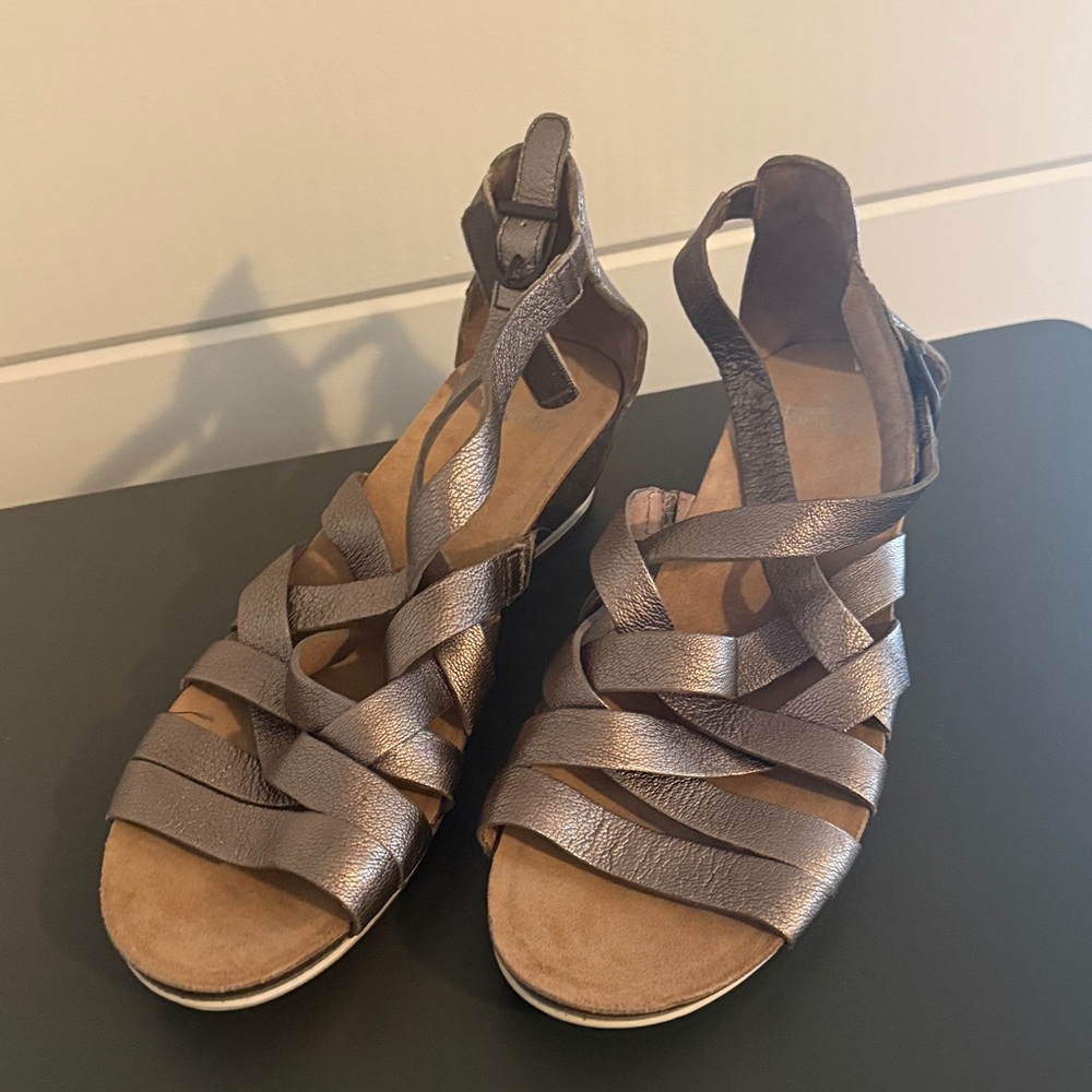 DANSKO NWOT Vivian Gladiator Sandal EU 41 Sz 10.5-11